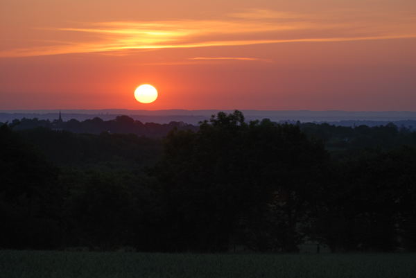  Zonsopkomst bij Northiam, Kent, Engeland 